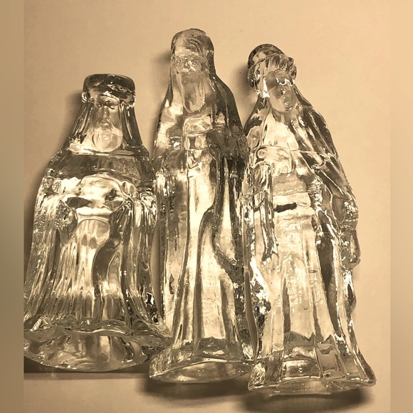 Crystal Nativity Set - Picture 10 of 15